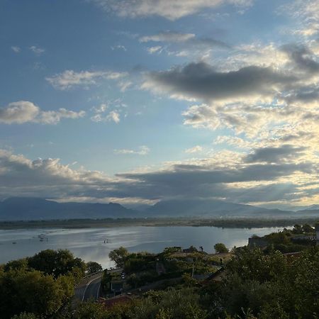 Lake Escape Villa Shiroke Shkodër Exterior foto